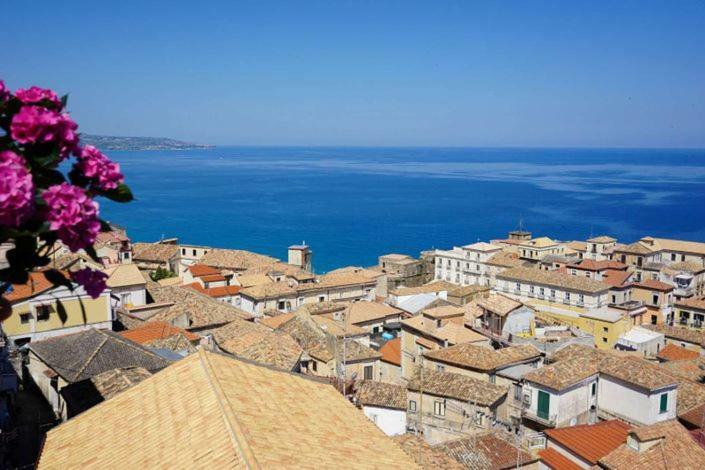 Апартаменти Il Terrazzo Su Pizzo Екстер'єр фото